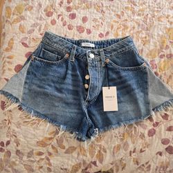 Forever 21 Premium Denim Jean Shorts size 24 medium