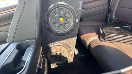 Kicker speakers in box