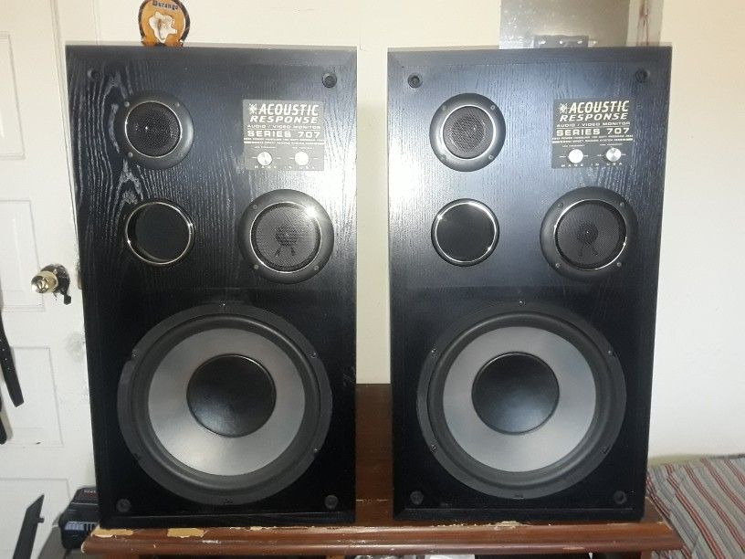 Acoustic Response Series 707 Audio 3 Way Speaker Audio/Video MonitorA Pair 