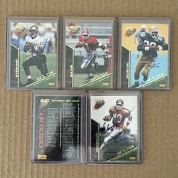 95 Signature Rookies:“Autograph” Football Set+Check List. #/ 7750 (80)Cards. Martin, Stewart, Freeman, Davis+++!!!😎