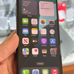 Unlocked iPhone 11 Pro Max 256GB | Deabloqueado