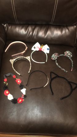 Bundle of 7 girls headbands. Most never used. See all pics for close up details