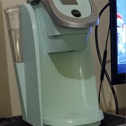 Keurig 2.0 Coffee Machine. K200 With Included Pod Drawer . Free Delivery Within 25 Miles Of Newark Ohio 