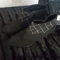 Ankle booties size 10