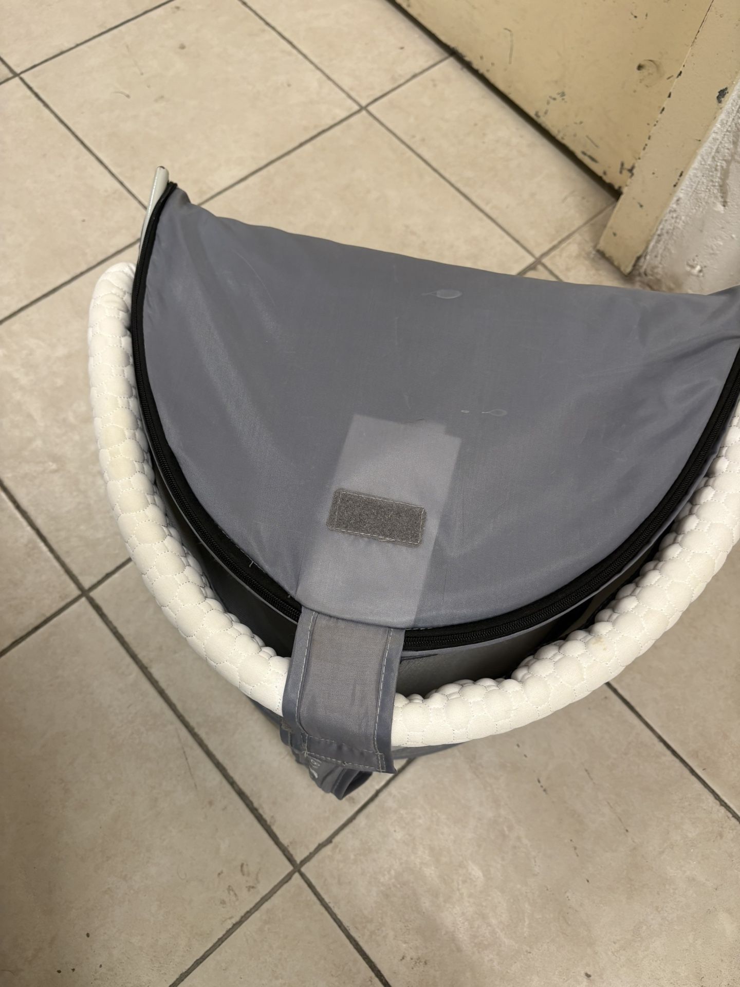 Baby Delight - SNUGGLE NEST PORTABLE BASSINET 