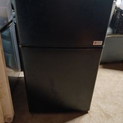 Mini Refrigerator 