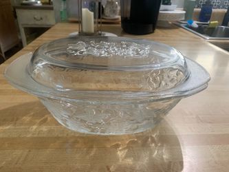 Princess house Crystal Fantasia casserole dish with lid