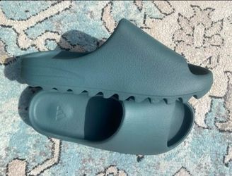 Size 11 Yeezy slides