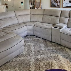 Recliner Sectional 