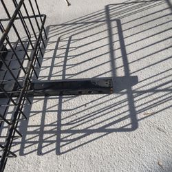 Basket for the back of a scooter or wheelchair