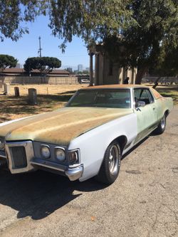 1970 Pontiac Grand Prix 400 V8 Motor 15” Rally Wheels