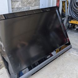 Vizio 32 inch Tv
