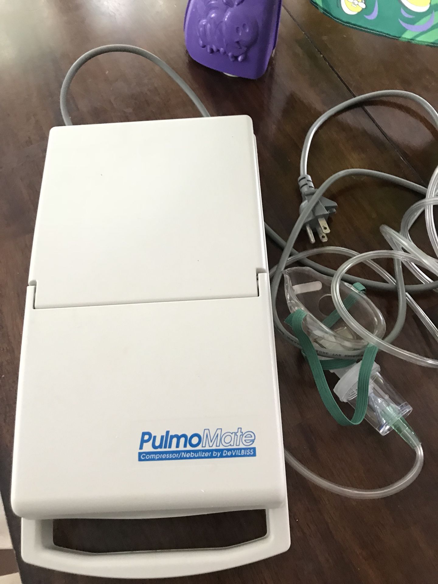 DeVilbiss PulmoMate Compressor/Nebulizer model 4650D in excellent condition