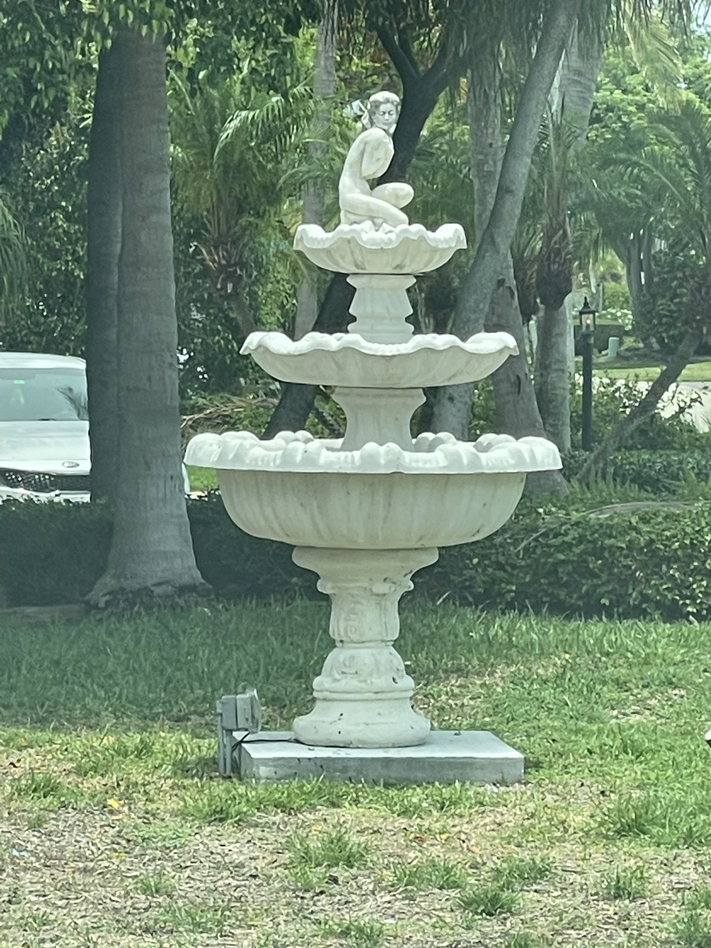 Large Beautiful Fountain Statue