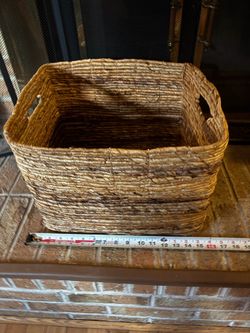 LARGE 16” WIDE BASKET EUC