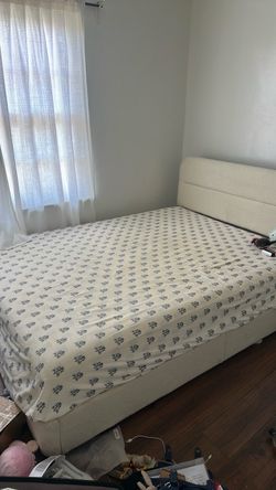 Queen size bed frame with mattress Buy together and get a 30% discount.