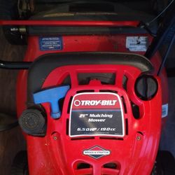 Troy Bilt 190cc Mulching Mower (Used Twice)