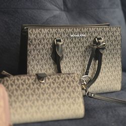 Coach purse and wallet