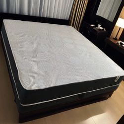 King Size Mattress 10 Inches Quality and Comfort New From Factory Also Available: Twin, Full And Queen Same Day Delivery
