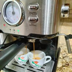 Gevi Expresso Coffee Machine Like New! 