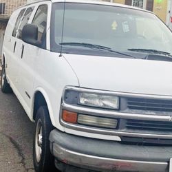 2002 Chevrolet Express Cargo