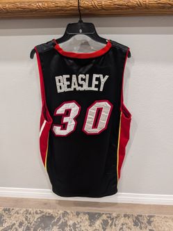 NBA vintage adidas Miami Heat Michael Beasley #30 Swingman Jersey from the late 2000s size 50