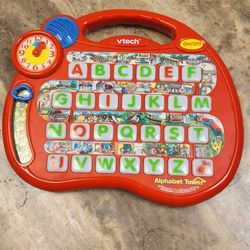 Alphabet Town. Touch And Discover. Vtech.