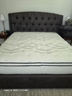 King size bed