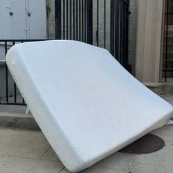 Tuft & Needle Full Size Mattress