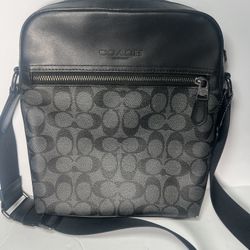 Coach Men’s Hand Bag Satchel Over The Shoulder 