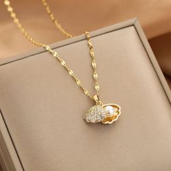 Titanium steel necklace Shell pearl pendant women's fashion small fresh clavicle chain micro-inlaid zircon small fragrance couple necklace