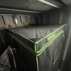 Vivosun 4x4 Smart Grow Tent