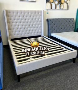 New queen bed with mattress
