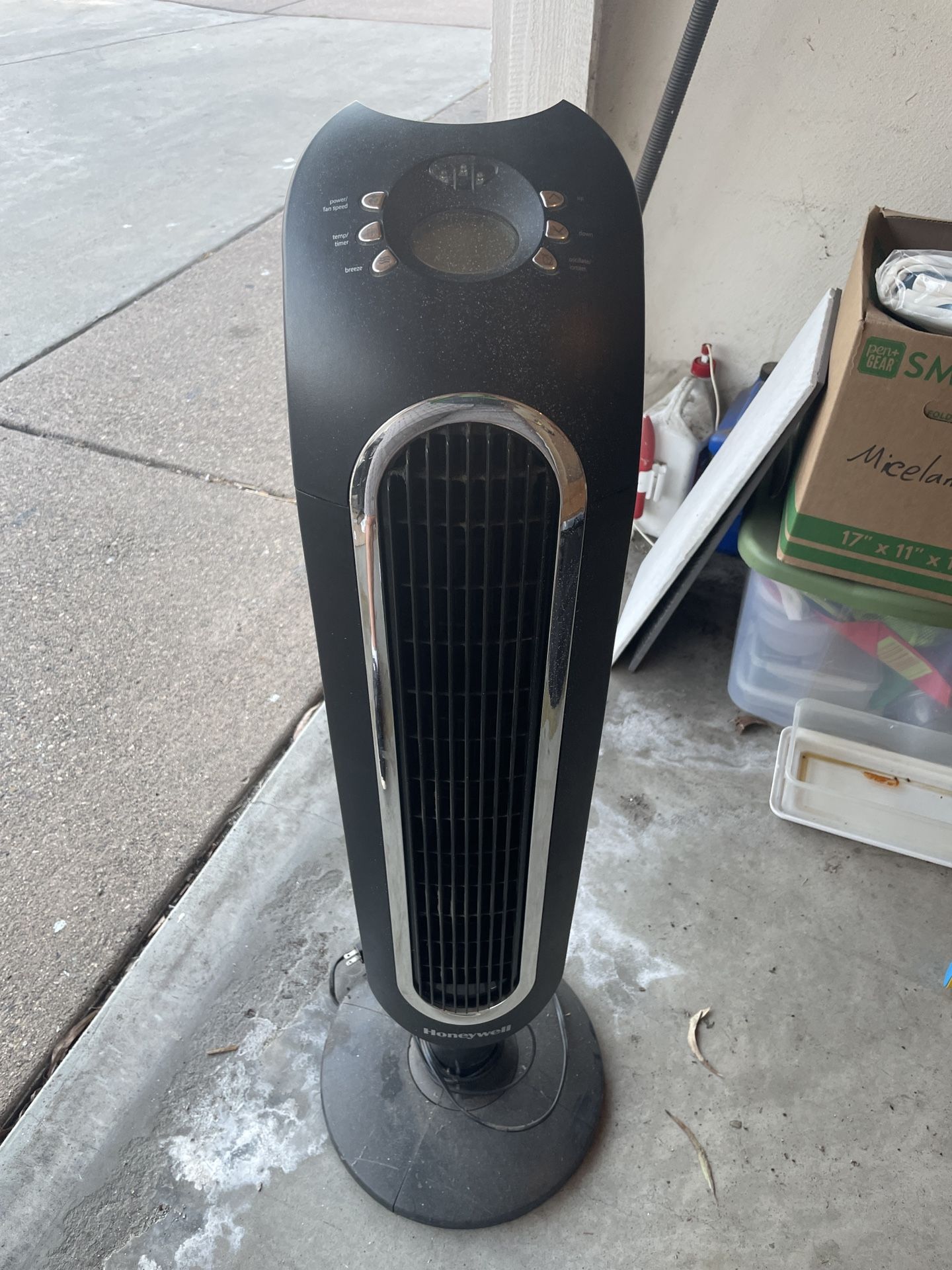 Oscillating Tower Fan