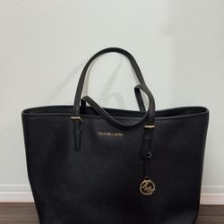 Black Michael Kors