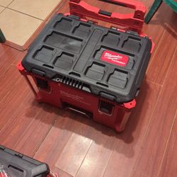 Milwaukee Packout Rolling Tool Box New 