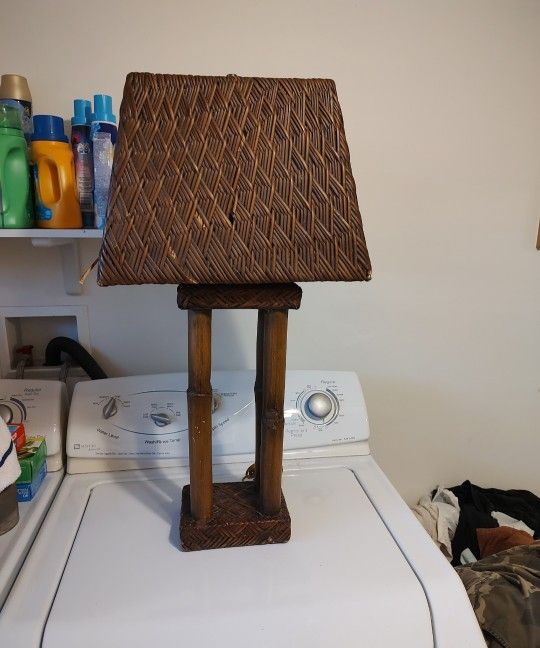 Tiki Lamp Vintage 