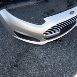 2014-2019 Ford Fiesta Front Bumper With Grills And Fog Lights Accessories Oem.