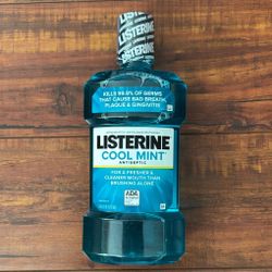 Listerine COOL MINT Antiseptic Antigingivitis, Antiplaque Mouthwash; For Fresher And Cleaner Mouth Than Brushing Alone: 1 Liter