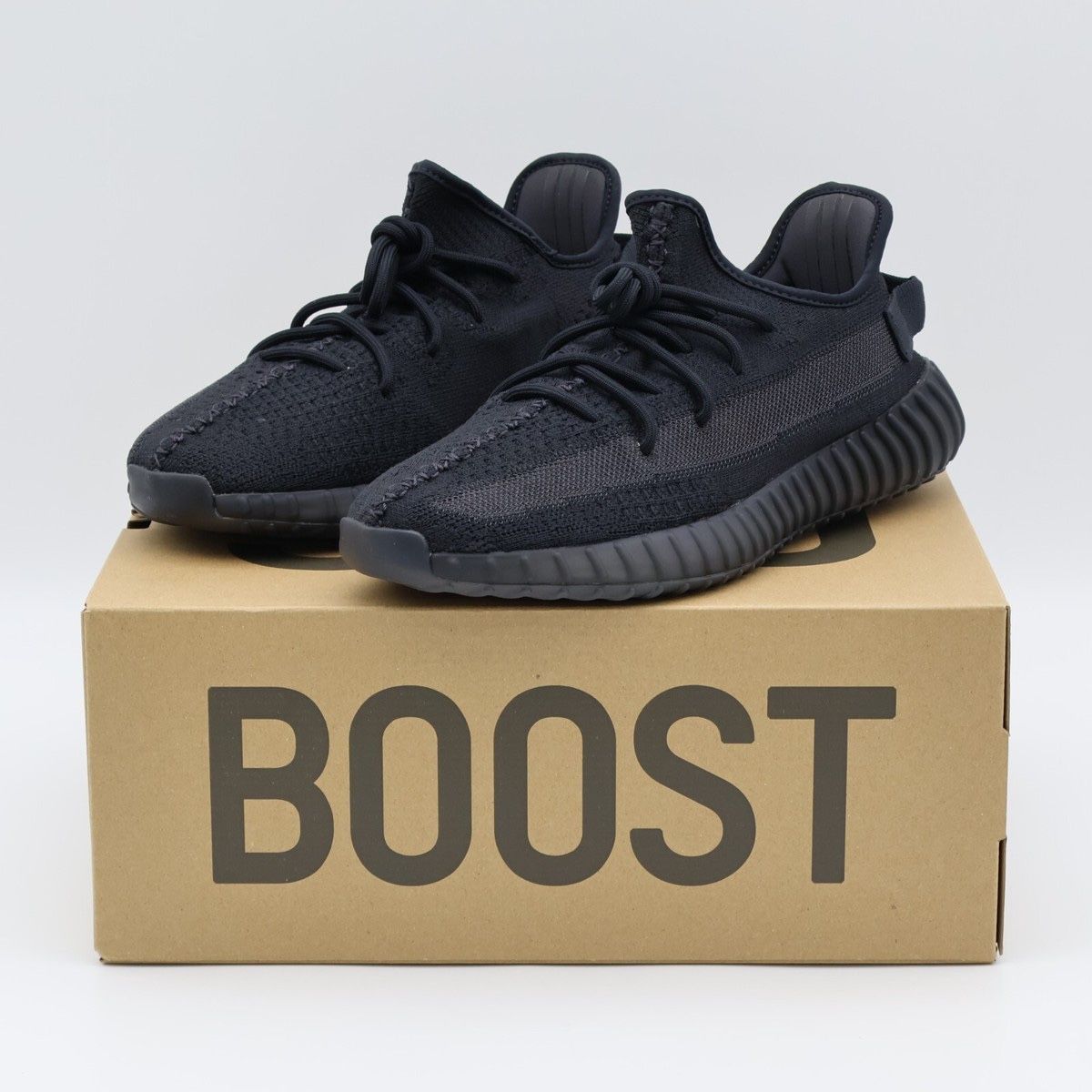 Authentic HQ4540 Adidas Yeezy Boost 350 V2 Onyx Black (Men's) Size 11 New In Box