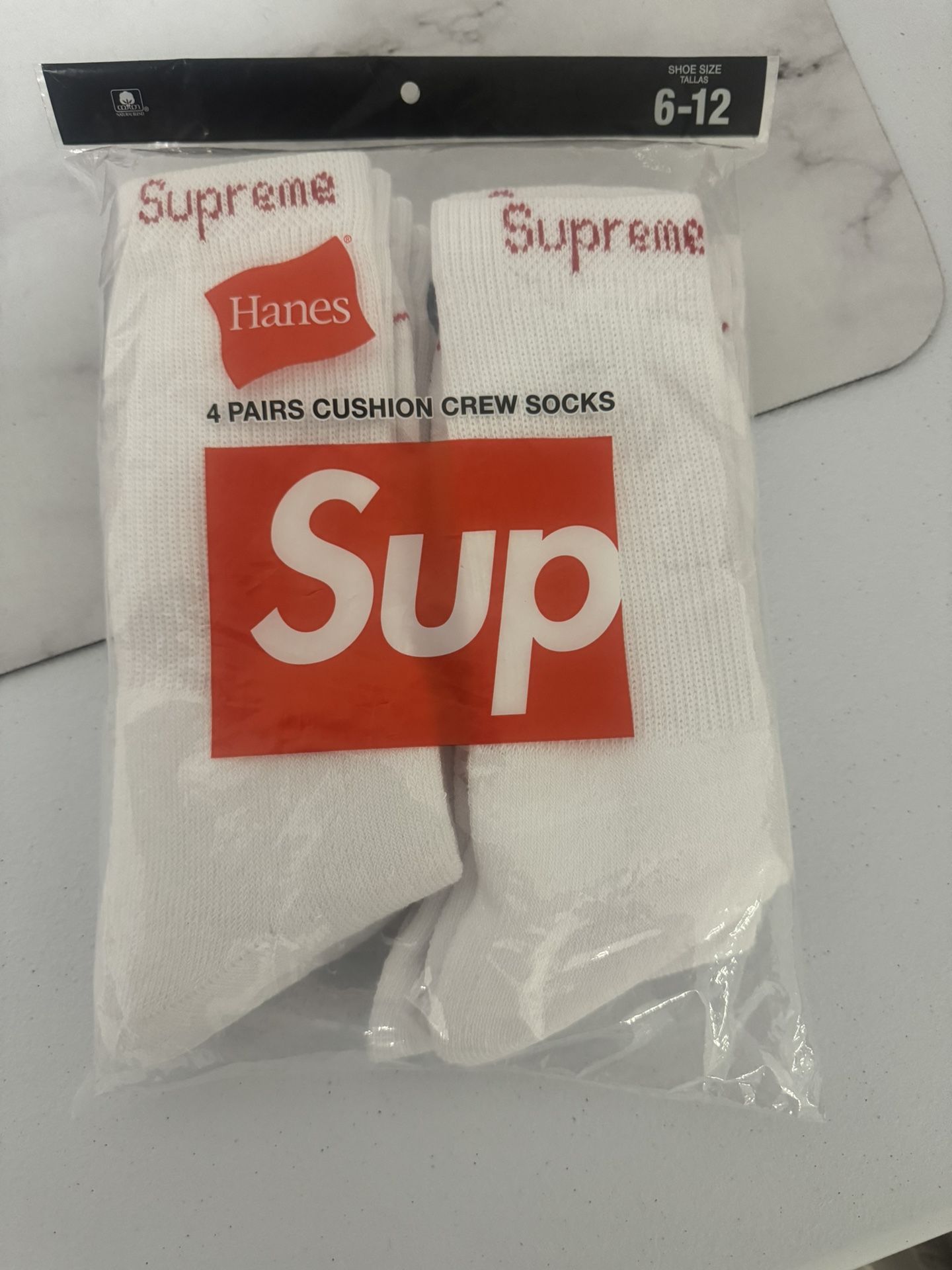 Supreme Socks