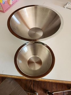 Vollrath 46578 & 46575 Double Wall Stainless Steel Serving Bowls 18/8 NSF Set of 2