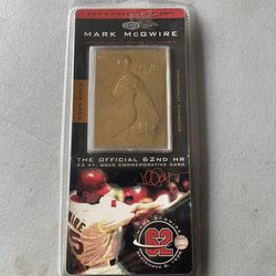 Collectible baseball card