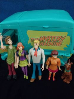Scooby-Doo Gang Figures & Car Mint