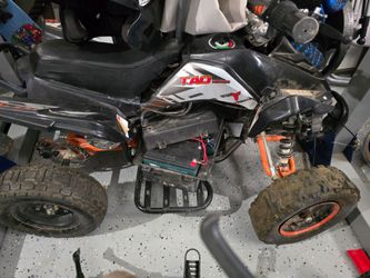 Battery powered small 4wheeler