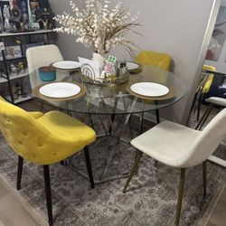 Table Use New 4 Chairs 