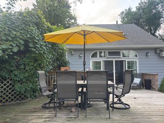 Outdoor Patio Dining Set with Umbrella