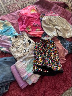 Girls clothes .