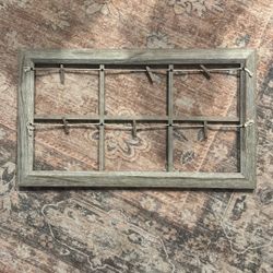 Hanging Picture Window Frame 