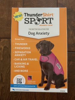 Dog anxiety thunder shirt size large new in box